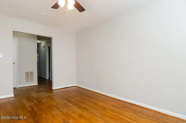 $2,200 | 3817 Ashley Circle, Wilmington, NC 28403