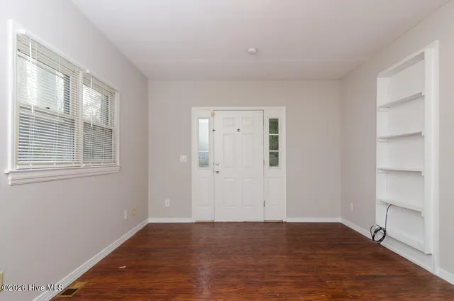 $2,200 | 3817 Ashley Circle, Wilmington, NC 28403