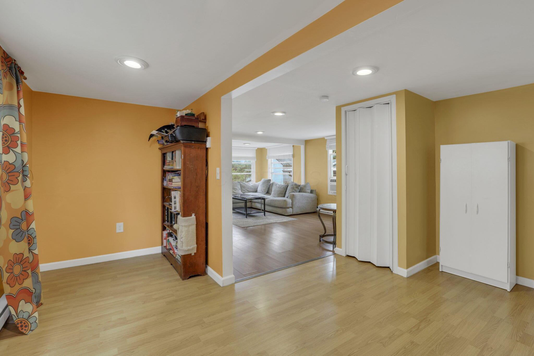 8 1st Street Lancaster, OH 43130 - Photo 23 of 32