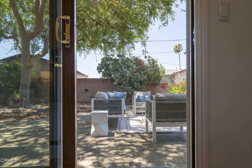 1300 Solita Road Pasadena, CA 91103 - Photo 31 of 58 DSC08398