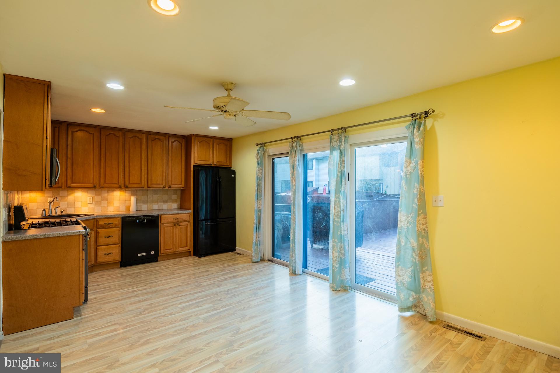 314 Bolton Road Hightstown, NJ 08520 - Photo 8 of 24 Gallery Image 8