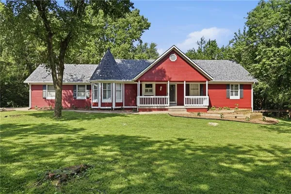 $500,000 | 24512 Shadow Court, Peculiar, MO 64078