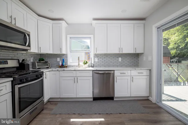 $419,900 | 21 Dixmont Avenue, Trenton, NJ 08618