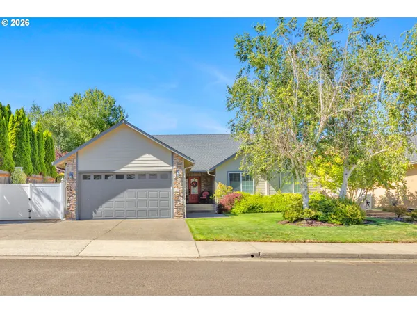 $449,900 | 2571 Parkway Avenue, Sutherlin, OR 97479