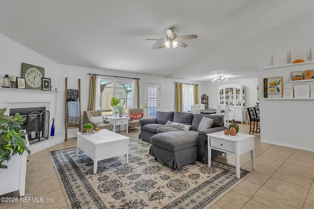 $2,900 | 37 Princeton Lane, Palm Coast, FL 32164