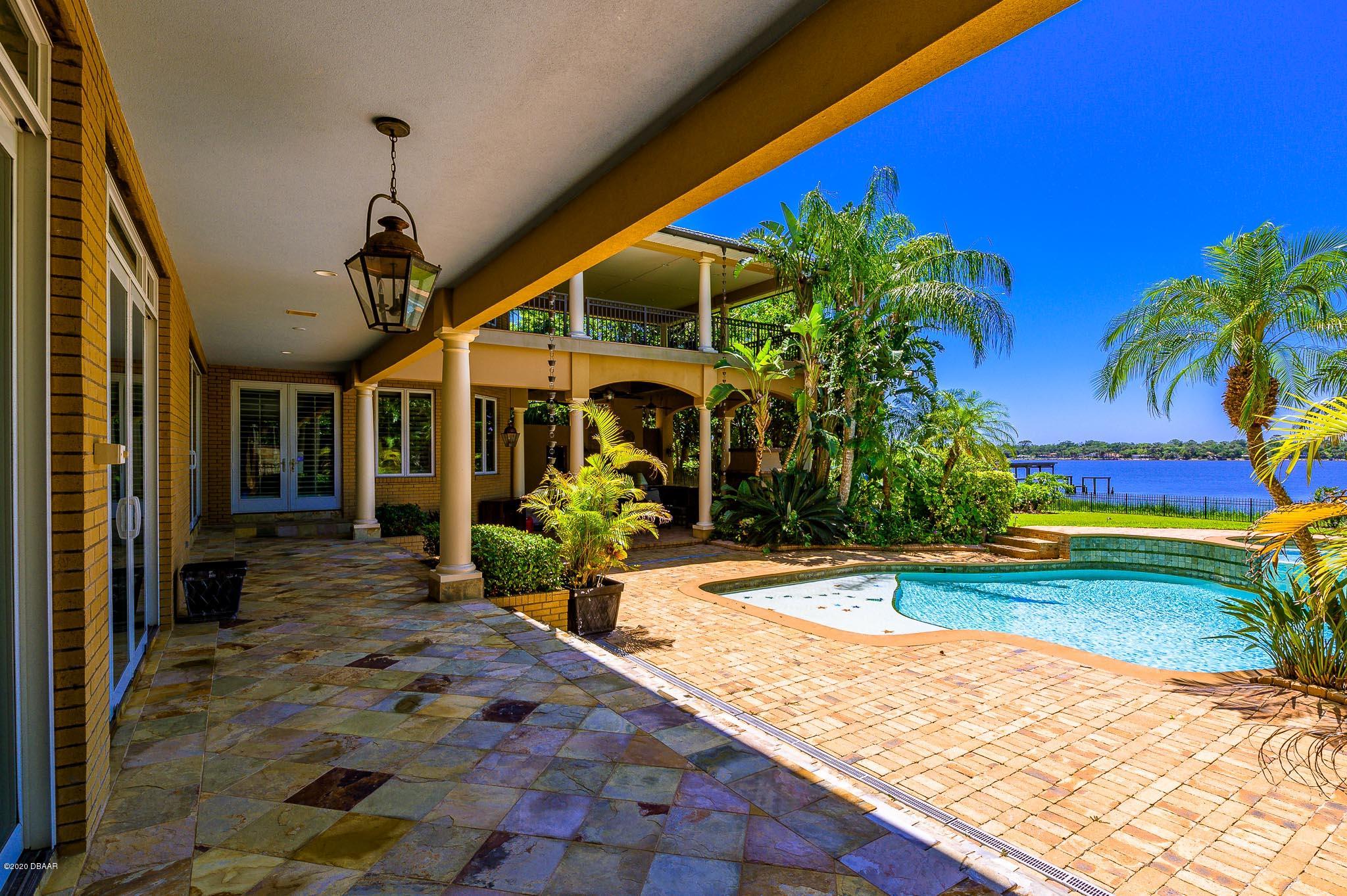 300 Riverside Drive Ormond Beach, FL 32176 - Photo 33 of 72 Beautiful During the Day too!