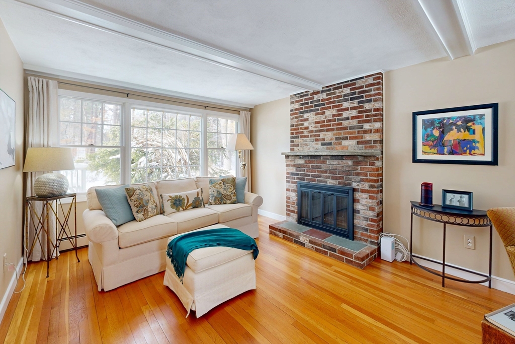 57 Colonial Road Medfield, MA 02052 - Photo 14 of 38 Gallery Image 14