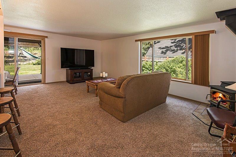 60389 Zuni Road Bend, OR 97702 - Photo 2 of 25 Additional Photo