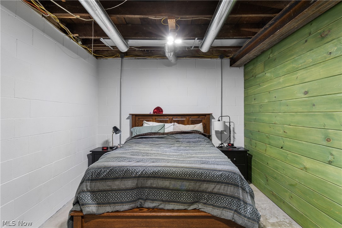 29395 Beitler Road Dennison, OH 44621 - Photo 21 of 33 View of bedroom