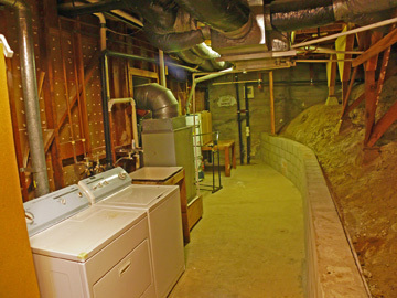 2704 Vernon Road Santa Barbara, CA 93105 - Photo 13 of 14 Laundry Shop Storrage Area