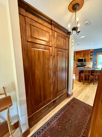 $975,000 | 29 Stevensville Road, Underhill, VT 05489