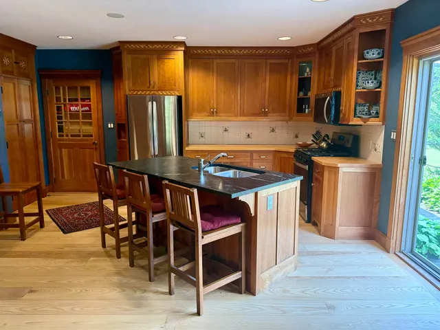 $975,000 | 29 Stevensville Road, Underhill, VT 05489