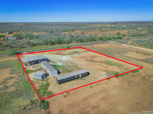 $205,000 | 985 County Road 307, Jourdanton, TX 78026