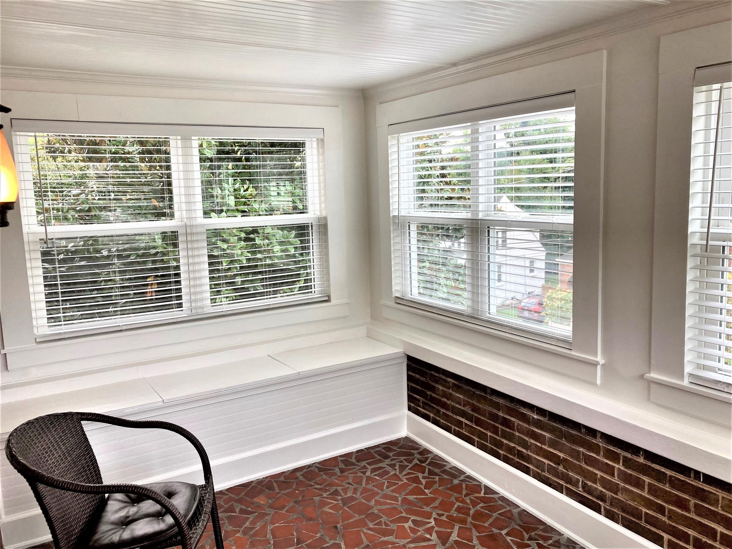 1836 Wakefield Road Southwest Roanoke, VA 24015 - Photo 17 of 19 wakefield sun room