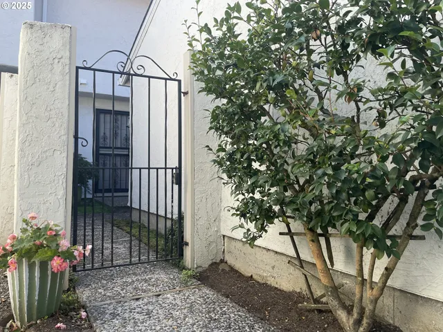 $259,000 | 3248 Northeast 29th Street, Gresham, OR 97030