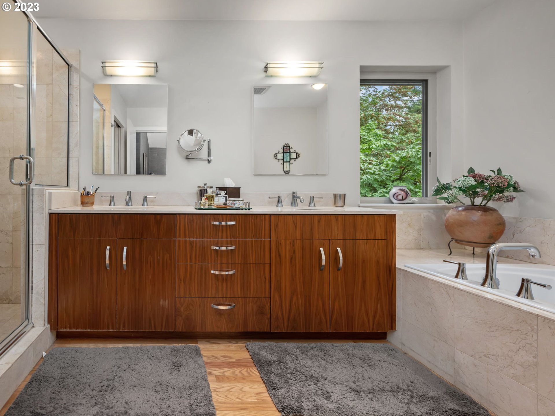 2761 Southwest Patton Court Portland, OR 97201 - Photo 32 of 48 Gallery Image 32