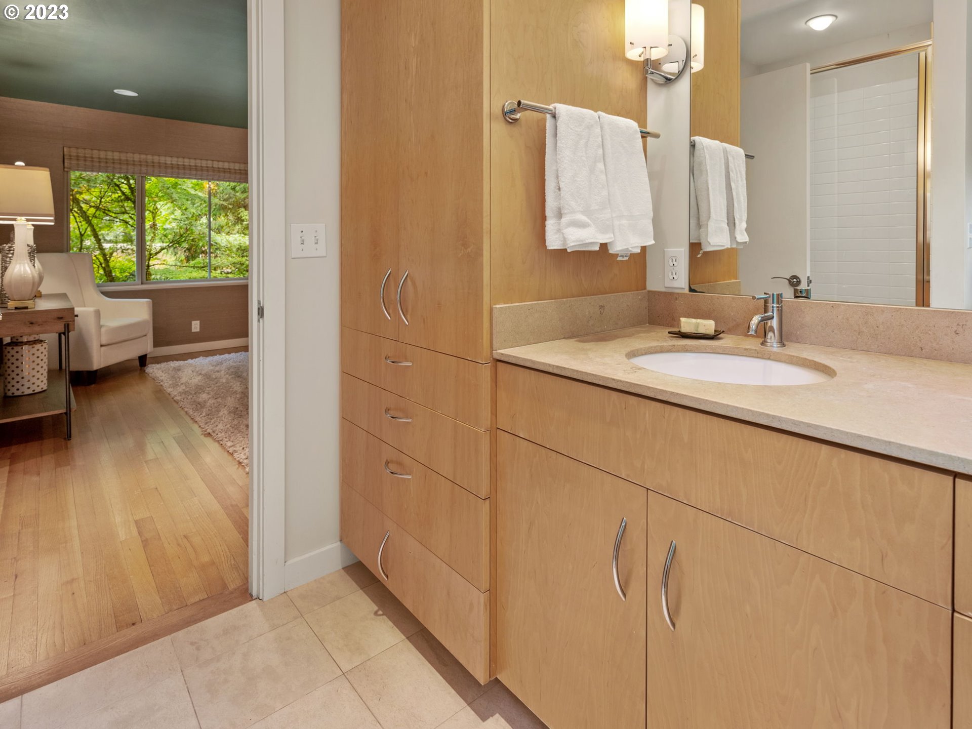 2761 Southwest Patton Court Portland, OR 97201 - Photo 37 of 48 Gallery Image 37