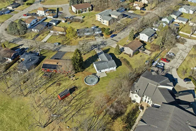 $405,000 | 2190 North Shore Drive, East Troy, WI 53120