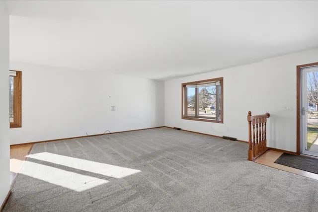 $405,000 | 2190 North Shore Drive, East Troy, WI 53120