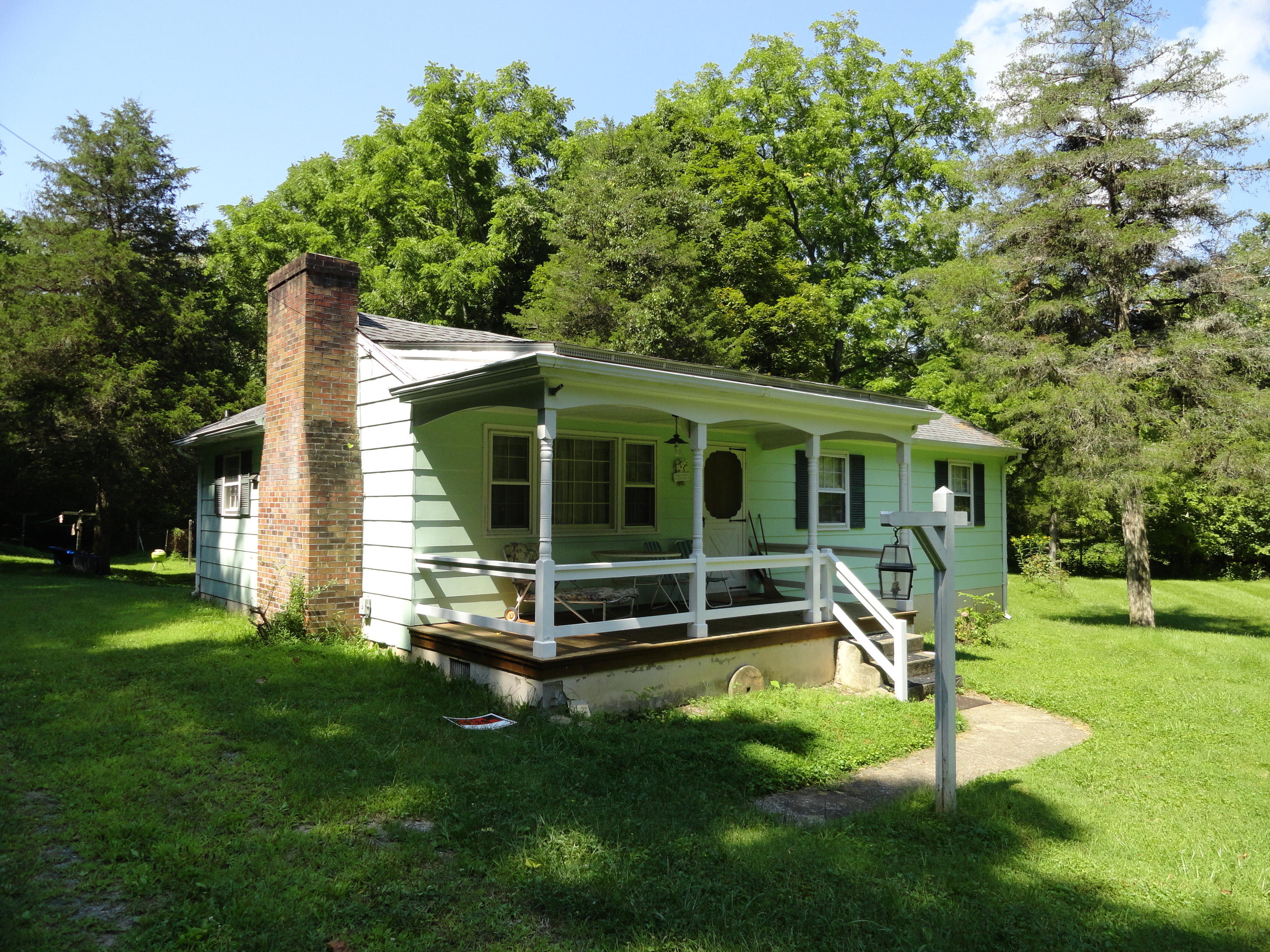 4714 Dunlap Creek Road Covington, VA 24426 - Photo 2 of 18 DSC01496