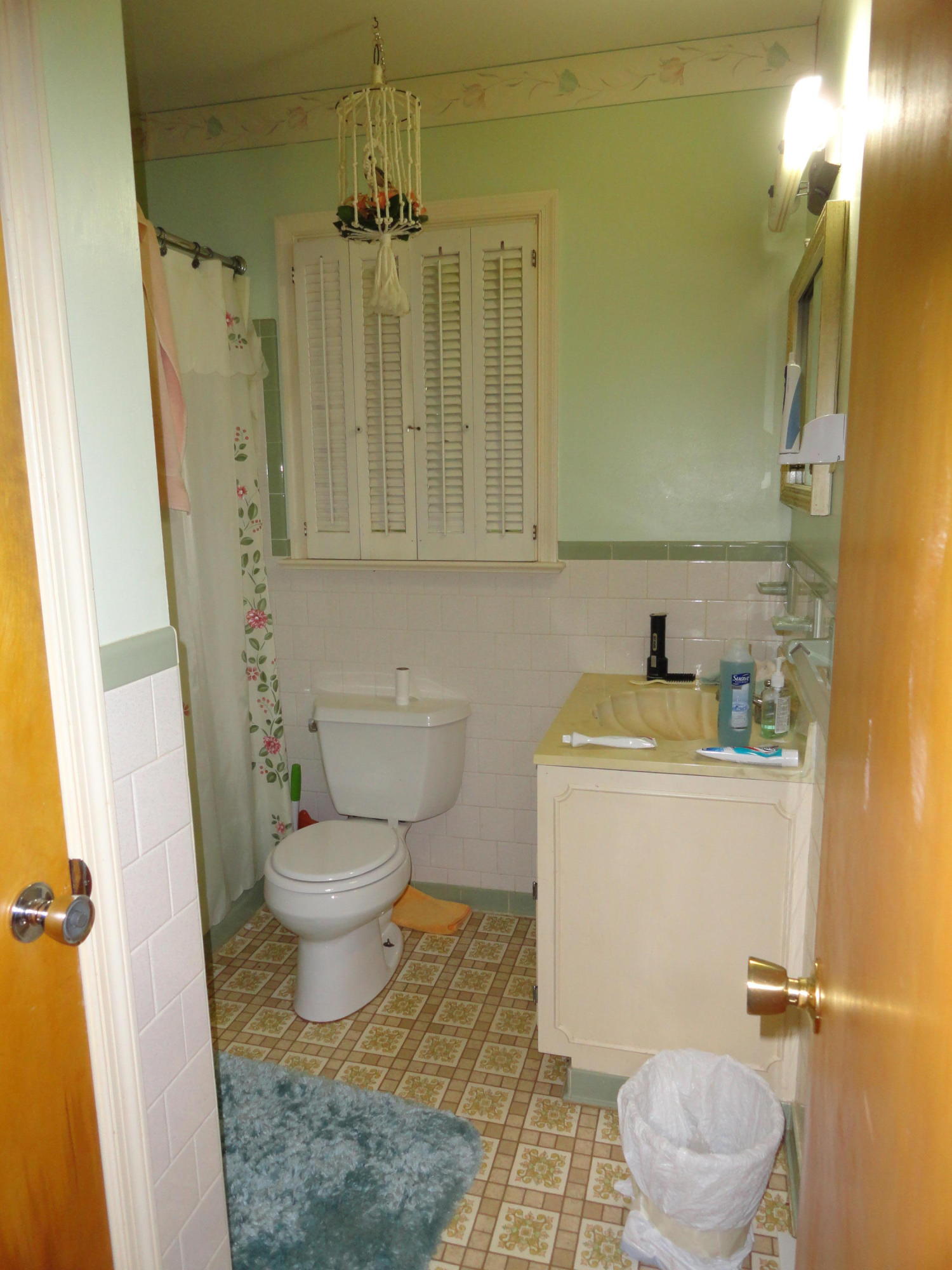 4714 Dunlap Creek Road Covington, VA 24426 - Photo 11 of 18 Full Bath