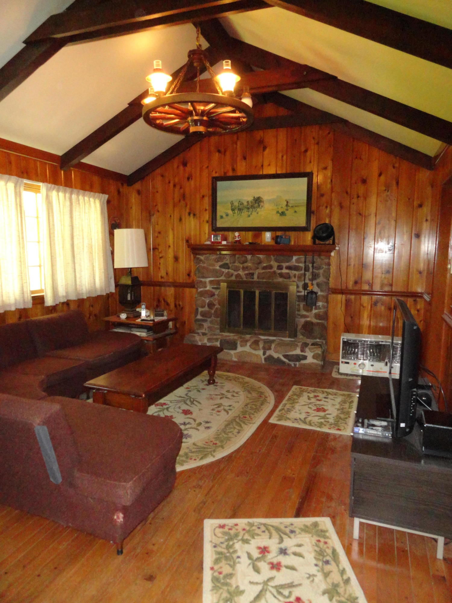 4714 Dunlap Creek Road Covington, VA 24426 - Photo 12 of 18 Living Room
