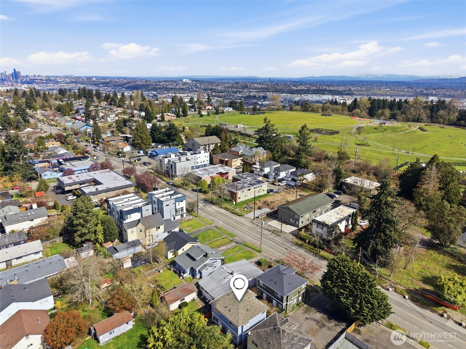 8847 9th Avenue Southwest, Unit A Seattle, WA 98106 - Photo 29 of 31 a view of a city with an ocean