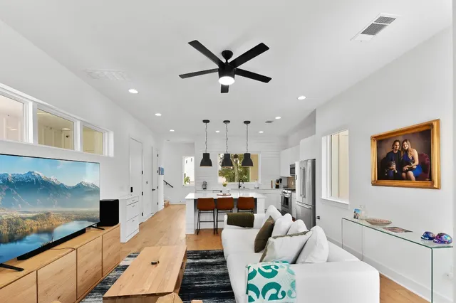 $2,650 | 3807 East 51st Street, Unit 3, Austin, TX 78723