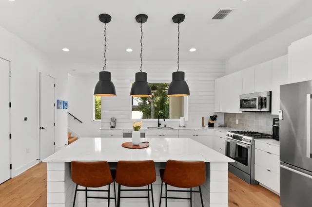 $2,650 | 3807 East 51st Street, Unit 3, Austin, TX 78723