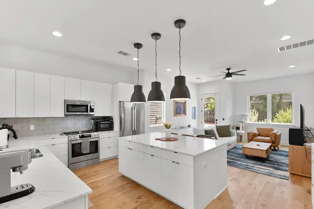 $2,650 | 3807 East 51st Street, Unit 3, Austin, TX 78723