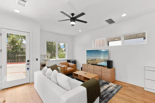 $2,650 | 3807 East 51st Street, Unit 3, Austin, TX 78723