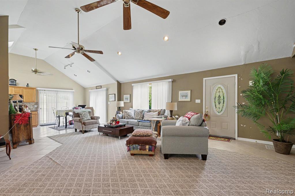 7313 Oak Road Lexington, MI 48450 - Photo 5 of 25 Gallery Image 5