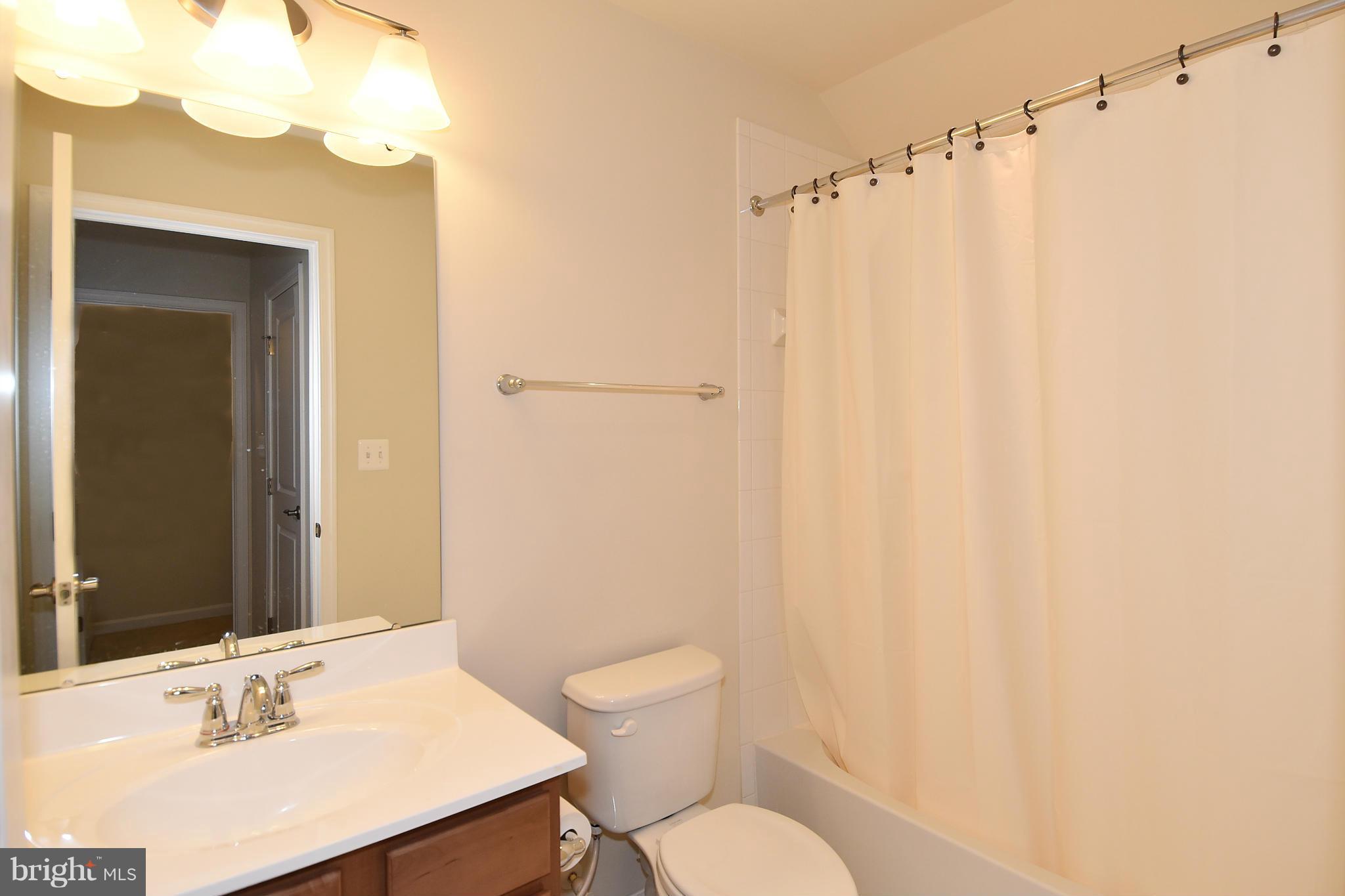 2511 Ralph Ellison Way Northeast Washington, DC 20018 - Photo 24 of 30 Bath