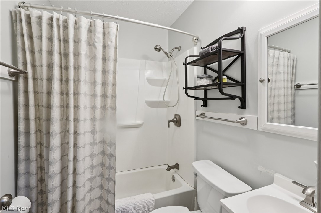 352 Main Street, Unit B Huron, OH 44839 - Photo 15 of 25