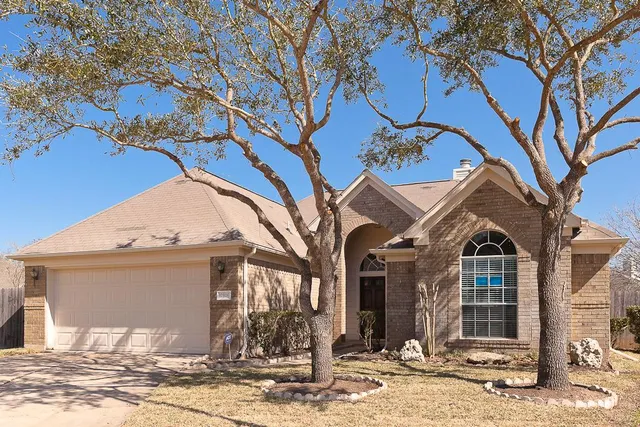 $2,000 | 17806 Scrub Oak Drive, Richmond, TX 77407