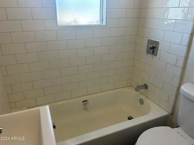 $1,100 | 2013 West Adams Street, Unit 2013, Phoenix, AZ 85009