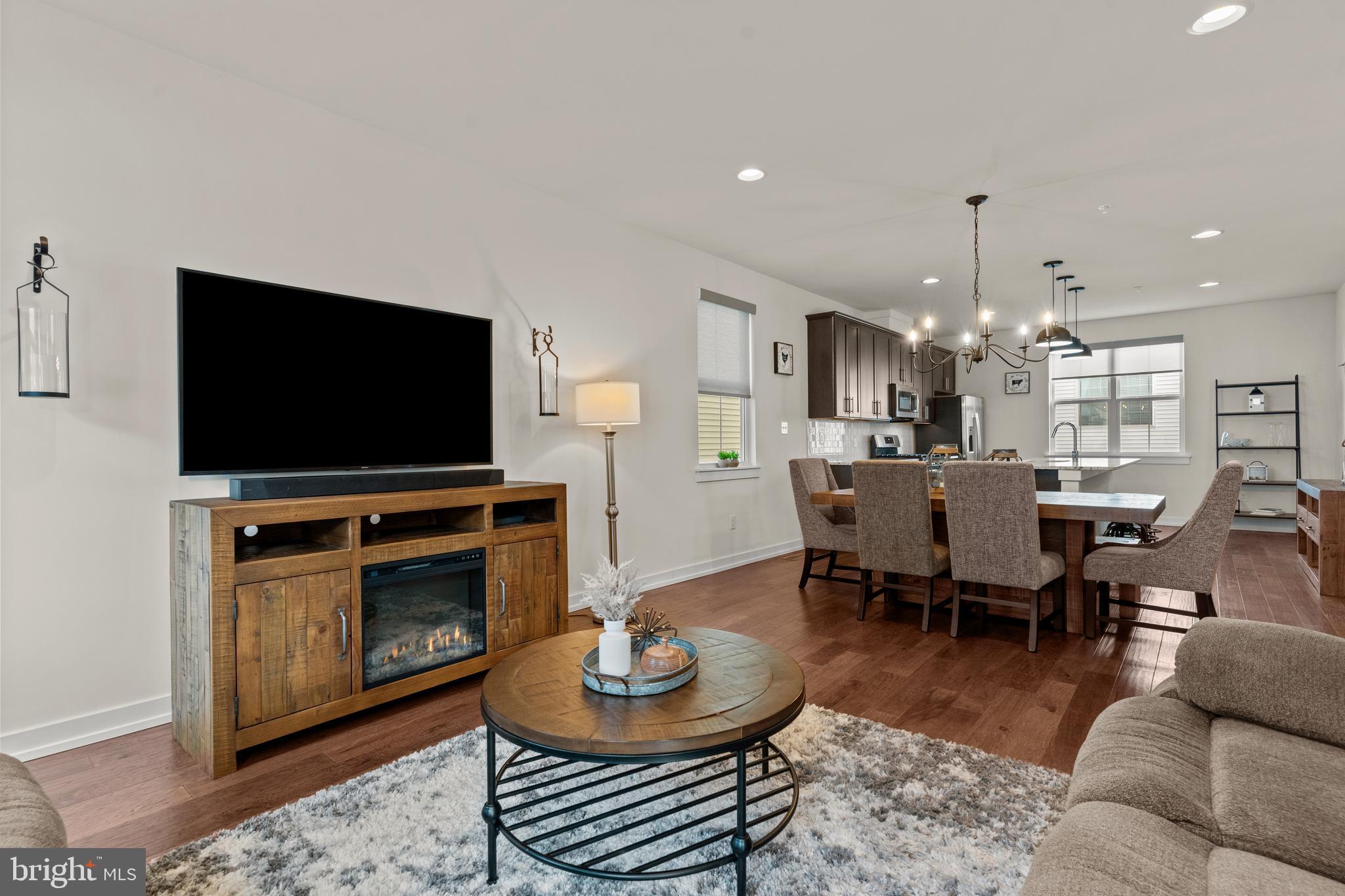 127 Prince George Street Bensalem, PA 19020 - Photo 12 of 44 Family Room