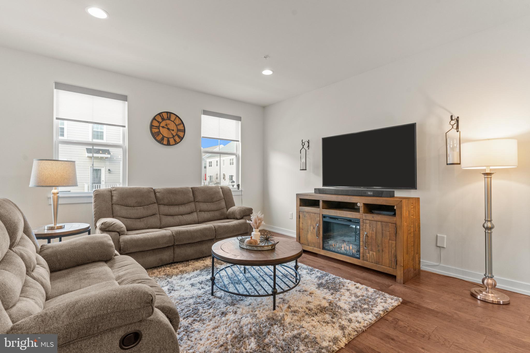 127 Prince George Street Bensalem, PA 19020 - Photo 13 of 44 Family Room