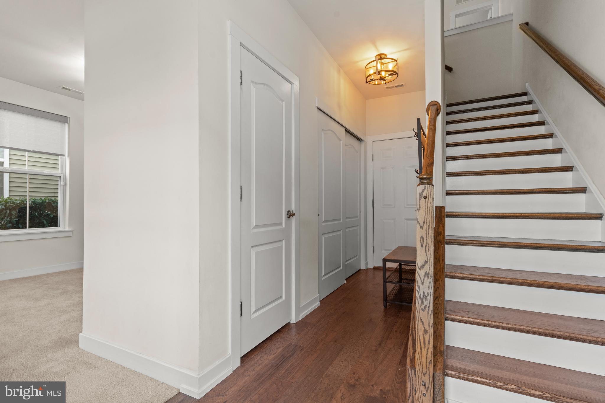 127 Prince George Street Bensalem, PA 19020 - Photo 31 of 44 First Floor entry