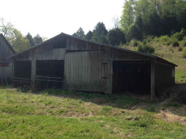 0 Noah Road Manchester, TN 37355 - Photo 8 of 17 Another barn
