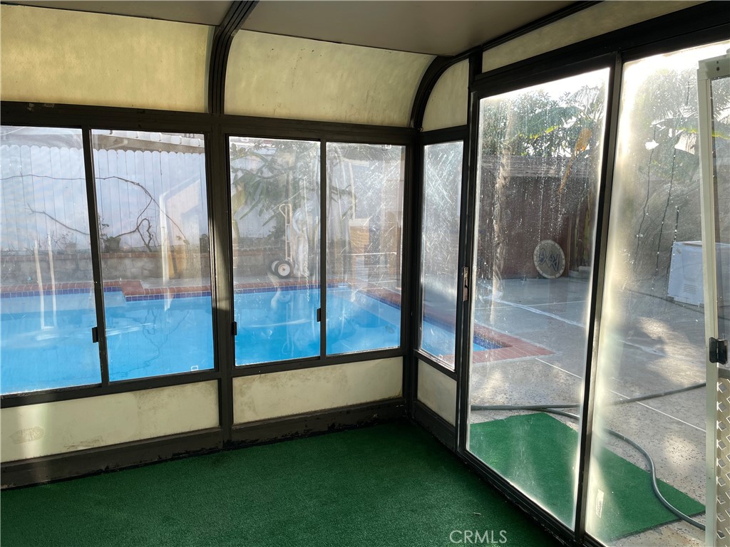 825 Sonora Road Costa Mesa, CA 92626 - Photo 26 of 37 a view of an empty room and window