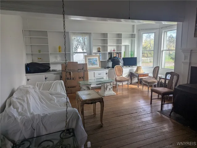 $299,000 | 3153 West Lake Road, Wilson, NY 14172