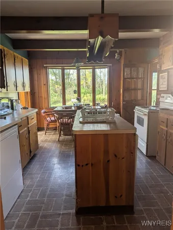 $299,000 | 3153 West Lake Road, Wilson, NY 14172