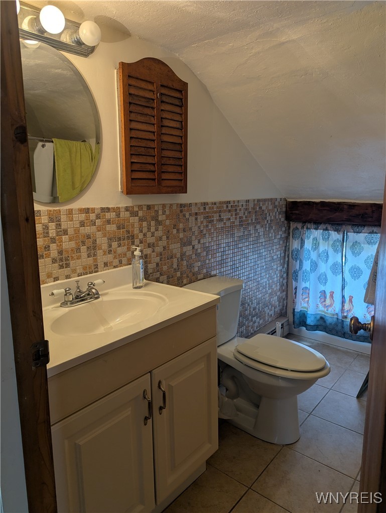 3153 West Lake Road Wilson, NY 14172 - Photo 10 of 42 Unit 2 full bath