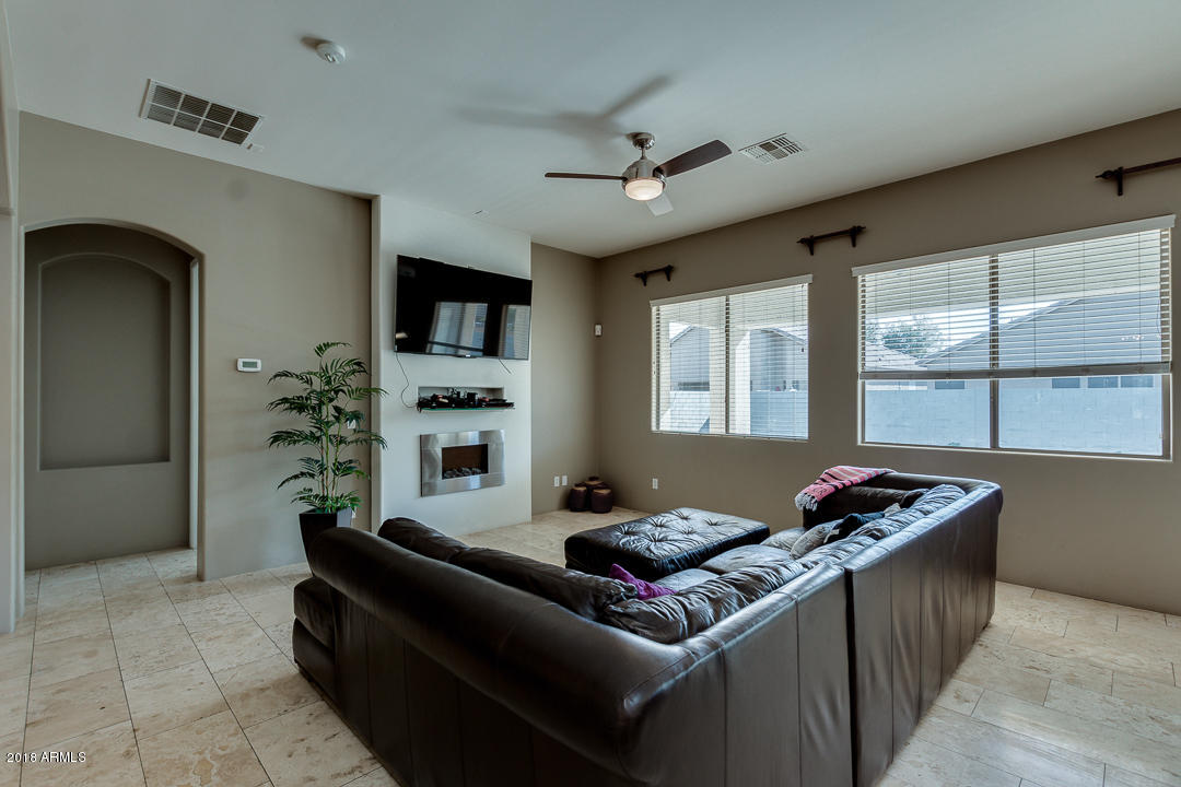 5603 West Maldonado Road Laveen, AZ 85339 - Photo 9 of 34 08-Maldonado