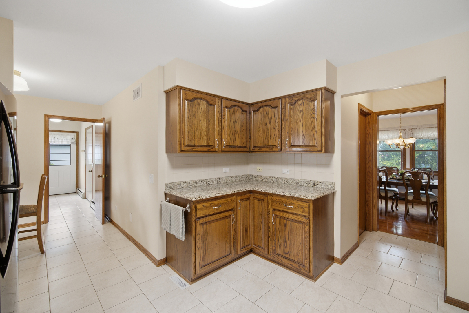 243 North Delany Road Gurnee, IL 60031 - Photo 11 of 32