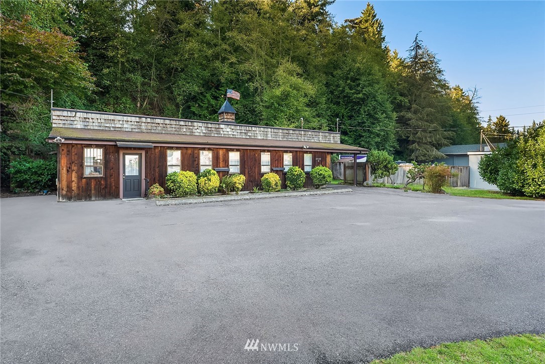 18604 76th Avenue West Edmonds, WA 98026 - Photo 1 of 16