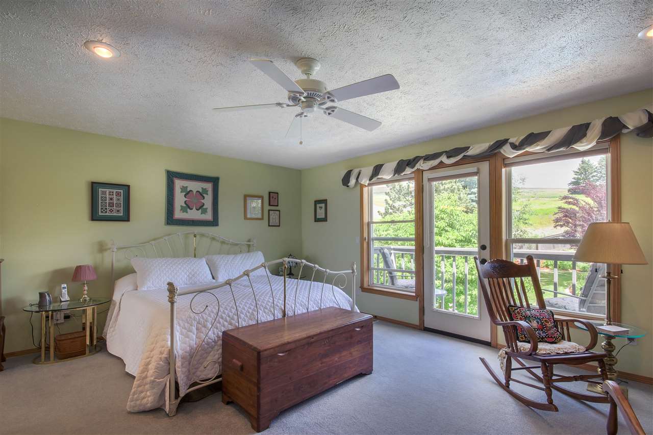 6421 South Dearborn Road Spokane, WA 99223 - Photo 13 of 20