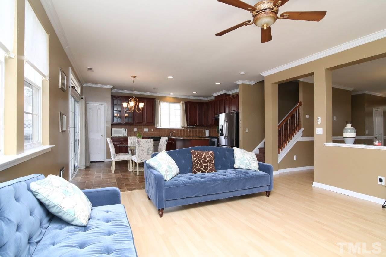 2622 Pebble Meadow Lane Raleigh, NC 27610 - Photo 12 of 25 Gallery Image 12