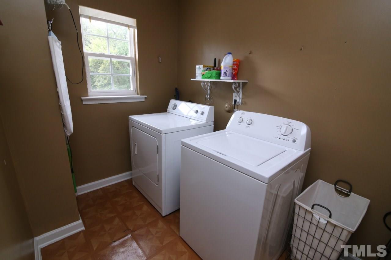 2622 Pebble Meadow Lane Raleigh, NC 27610 - Photo 22 of 25 Gallery Image 22